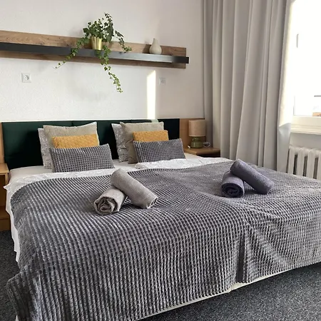 Milo Mi * 卡尔帕奇